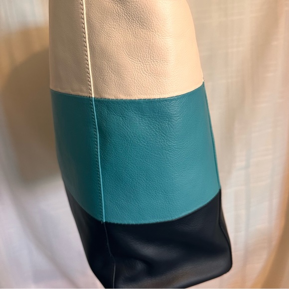 Talbots Bag - Picture 3 of 15